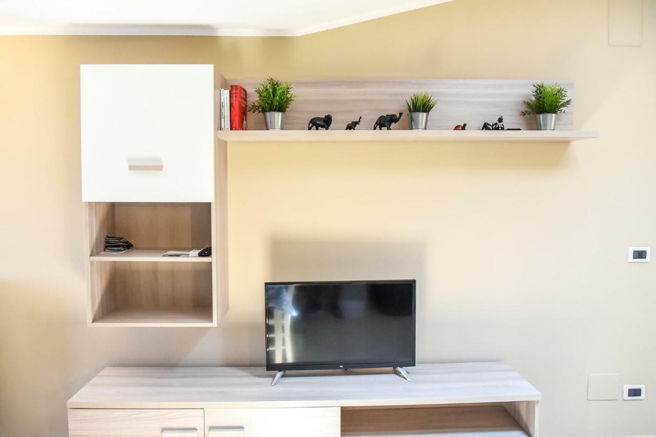 Apartamento Attic Aries Montesilvano Marina Exterior foto